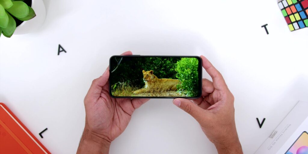 Redmi Note 10 5G Unboxing & First Impressions: Best Bang For The Buck? 11 1080p Redmi Note 10 5G Unboxing First Impressions.mp400013