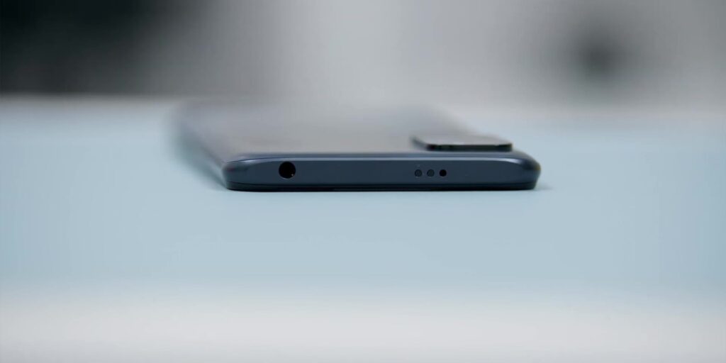 Redmi Note 10 5G Unboxing & First Impressions: Best Bang For The Buck? 8 1080p Redmi Note 10 5G Unboxing First Impressions.mp400010