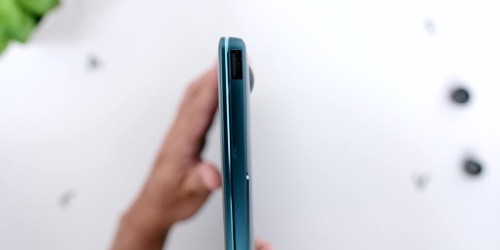 1080p HUAWEI Matebook X Pro.mp400026
