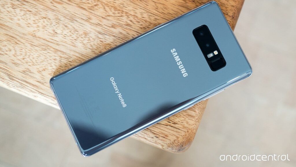 A Wider View: End of the Line for the Galaxy Note? 7 galaxy note 8 back grey edge table