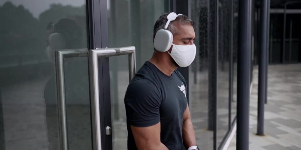 AirPods Max Review: Truly MAX Quality? 🤔 A Musician's Perspective 22 Outdoor 1080p AirPods Max Review.mp400001