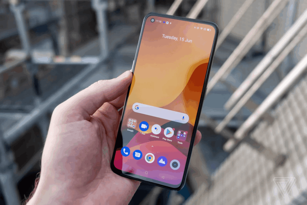 Realme GT Set To Be The New "Flagship Killer"? 2 image 20