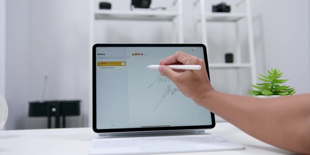 1080p Apple M1 iPad Pro Unboxing And First Impressions.mp400029