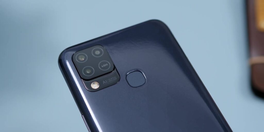 3.7 rear fingerprint sensor 1080p Infinix Hot 10s Unboxing And Full Review.mp400022