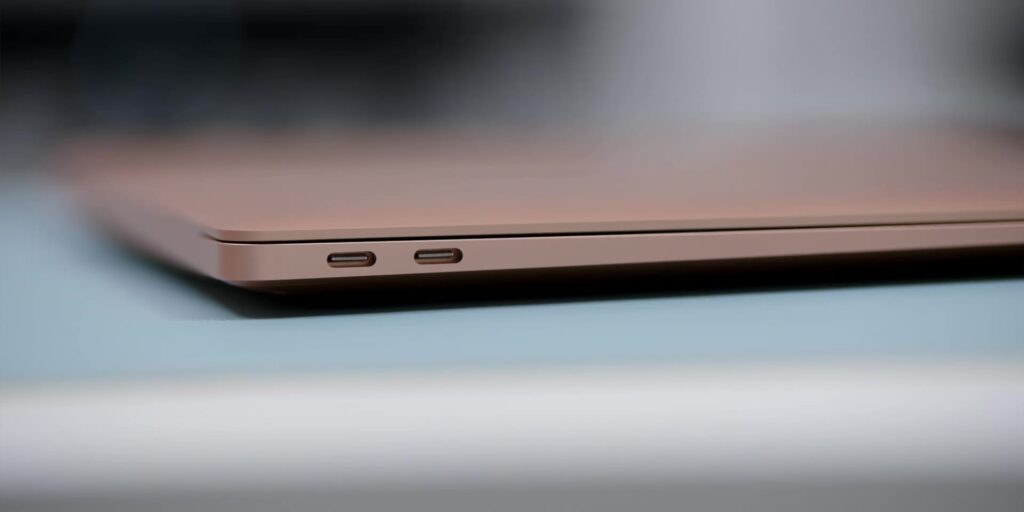 1. Ports 1080p Apple M1 MacBook Air.mp400007