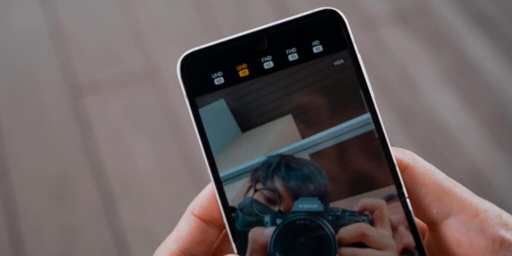 5.9 video 4k 1080p Samsung Galaxy Z Flip3 Review.mp400020