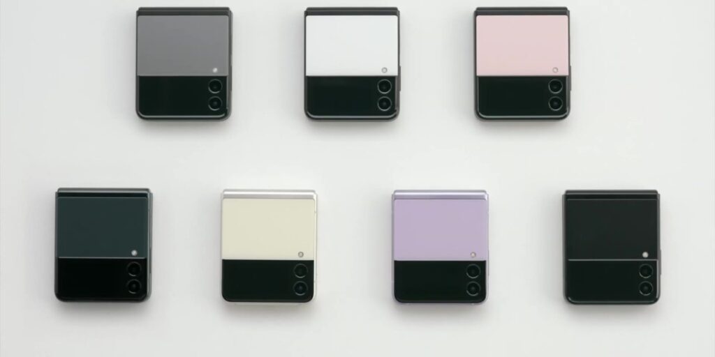 2.7 seven color options 1080p Samsung Galaxy Z Flip3 Review.mp400016