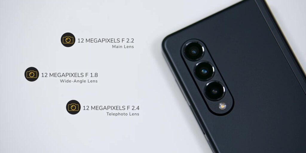 3.1 camera specs 1080p Samsung Z Fold3 Vs Z Fold2 Hands On Comparison.mp400016