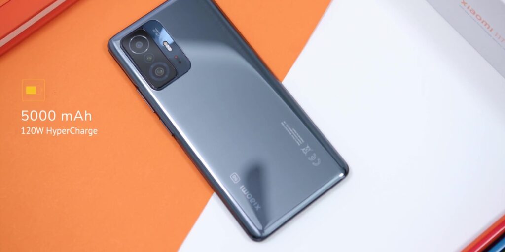 Xiaomi 11T vs Xiaomi 11T Pro: Unboxing and First Impressions 27 5.4 11T Pro 120w charge 1080p Xiaomi 11T 11T Pro Unboxing First Impressions.mp400029