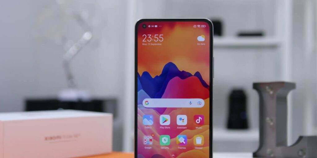 3.3 hole punch top left 1080p Xiaomi 11 Lite 5G NE.mp400014