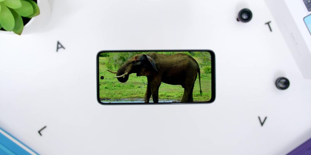 3.5 watching vids 1080p Redmi 10 Full Review.mp400008
