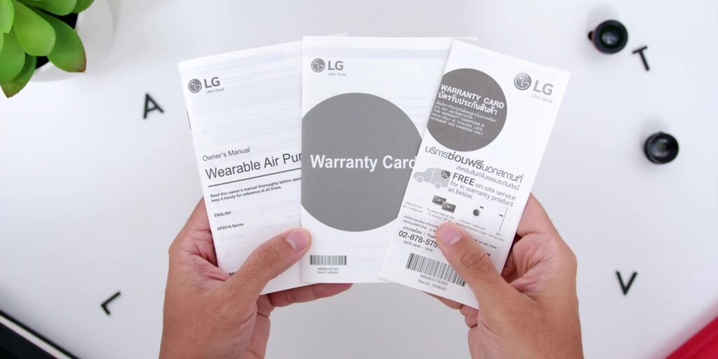 LG PuriCare™ Wearable Air Purifier: The Protection You DESERVE! 😷 5 1.4 documents 1080p LG PuriCare Wearable Air Purifier v2.mp400004