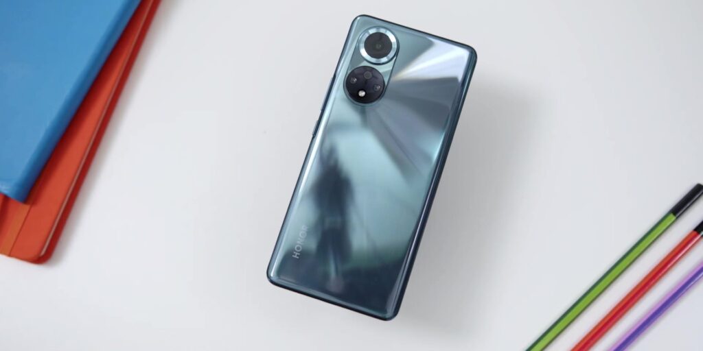 2.4 emerald green 1080p Honor 50 1st impressions.mp400010
