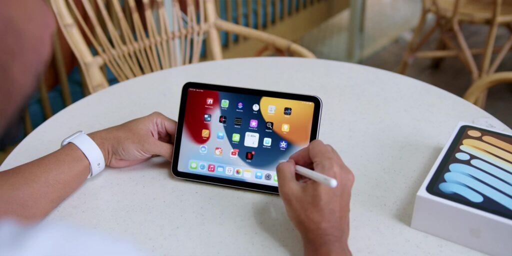 2021 iPad Mini Unboxing & First Impressions: The BEST Generation iPad Mini? 🤔 26 8.1 accessories 1080p 2021 iPad Mini Unboxing First Impressions The BEST Generation iPad Mini.mp400032