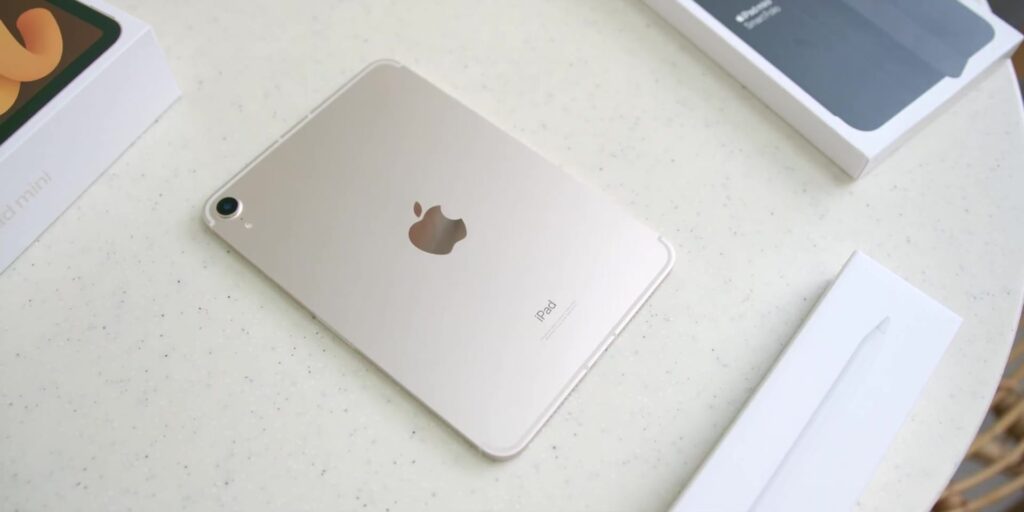 2021 iPad Mini Unboxing & First Impressions: The BEST Generation iPad Mini? 🤔 5 2.1 build quality 1080p 2021 iPad Mini Unboxing First Impressions The BEST Generation iPad Mini.mp400009