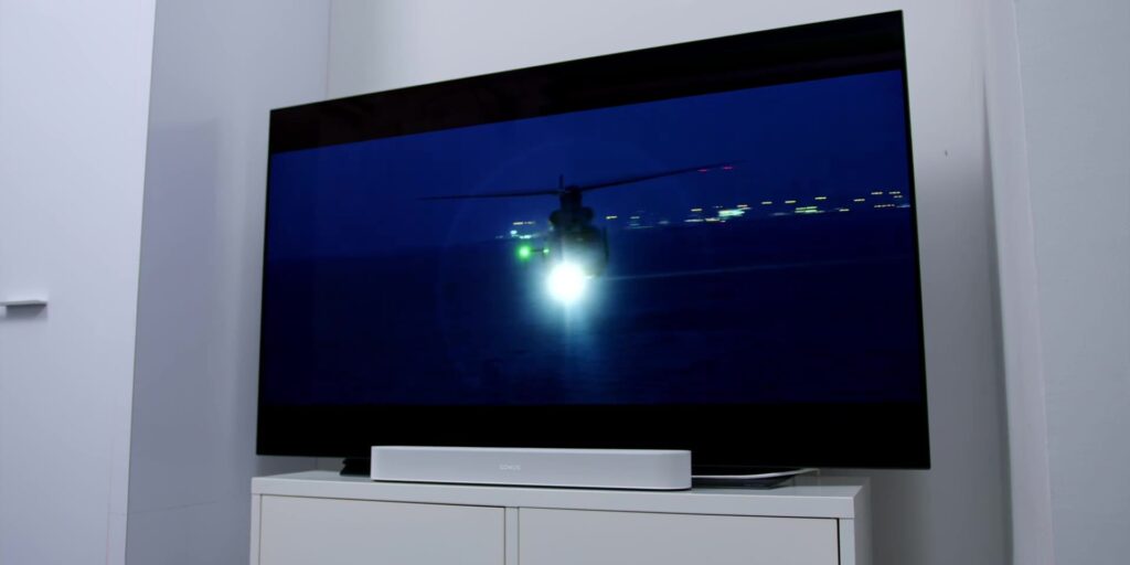 5.5 surround sound plane 1080p Sonos Beam Gen 2.mp400027