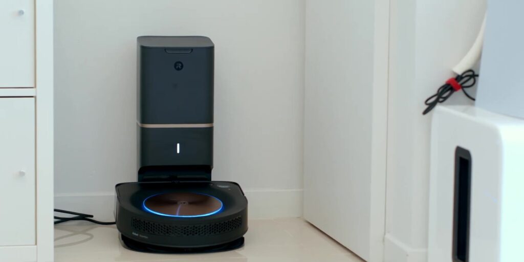3.1 docking station 1080p iRobot Roomba s9.mp400013