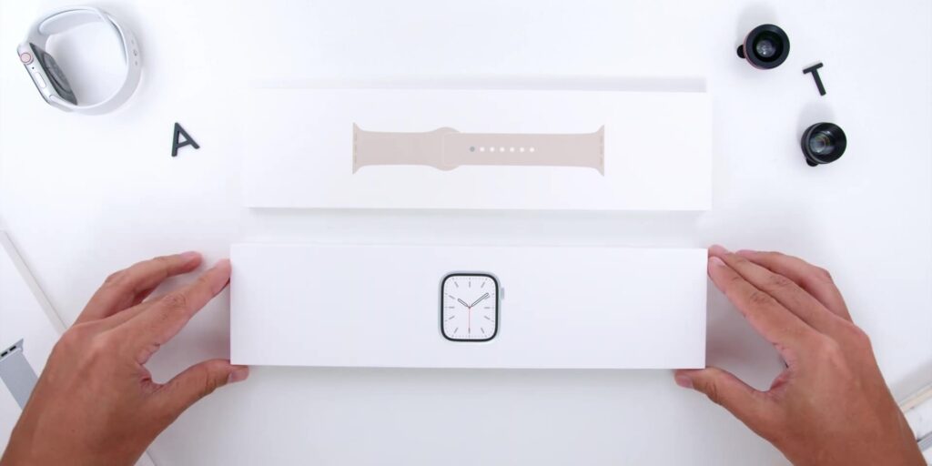 OMG! I'm OBSESSED With The Apple Watch Series 7! 🤪🤪 5 1.4 starlight strap 1080p Apple Watch Series 7 Unboxing Full Review.mp400006