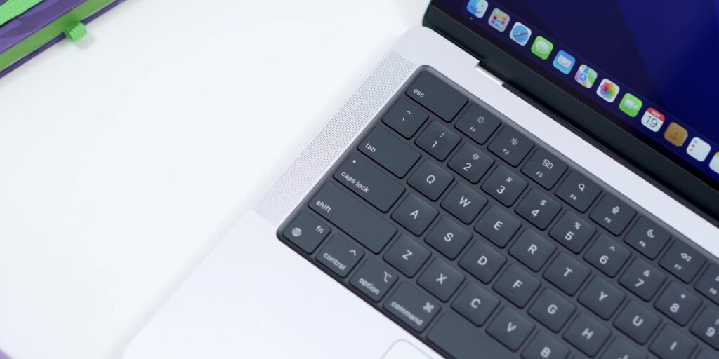 2021 MacBook Pro 14-inch M1 Max: Unboxing & First Impressions! FINALLY 🍎 17 2.10 side speakers 1080p MacBook Pro 14 2021 M1 Max Unboxing First Impressions.mp400019