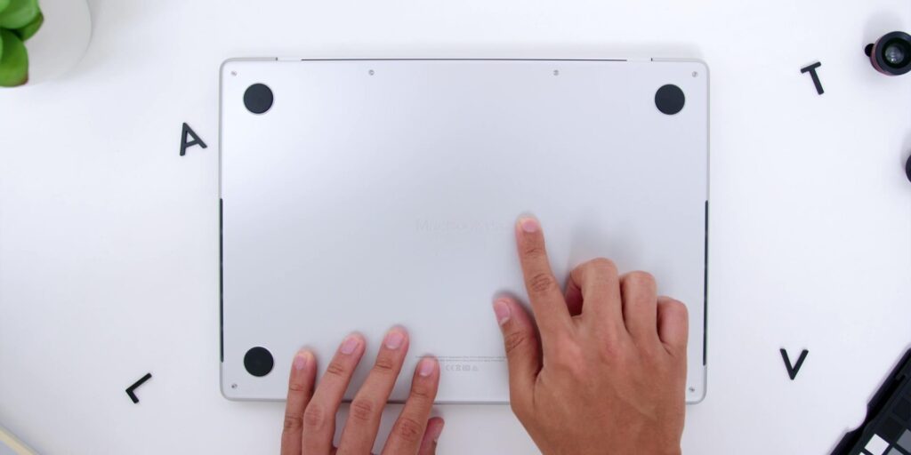 2021 MacBook Pro 14-inch M1 Max: Unboxing & First Impressions! FINALLY 🍎 13 2.6 etched wording 1080p MacBook Pro 14 2021 M1 Max Unboxing First Impressions.mp400013