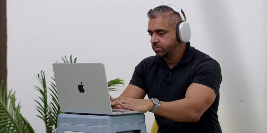 Is Going MAX on the 2021 M1 Max MacBook Pro Worth It? 🤔: Full Review After 2 Weeks 31 7.2 pushing to edge