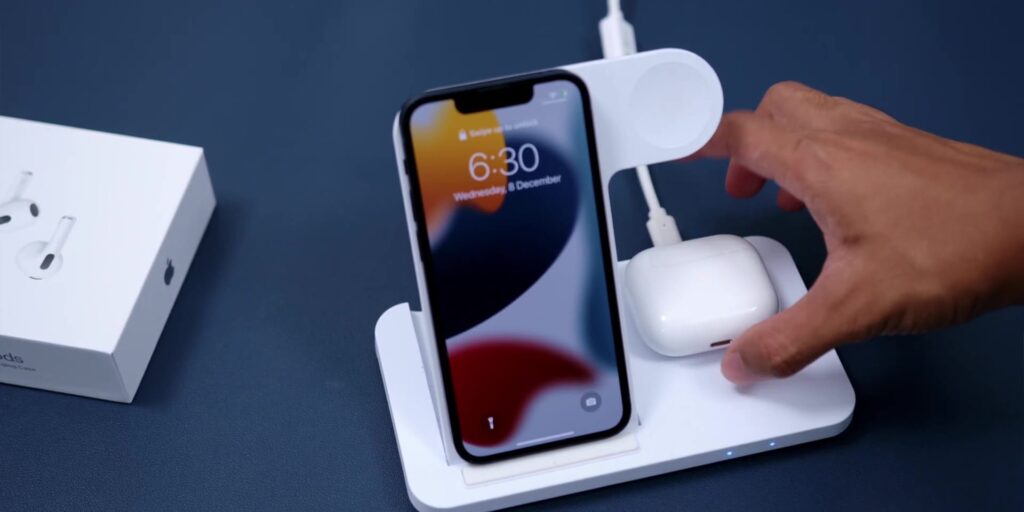 8.3 magsafe charge 1080p AirPods Gen 3.mp400042