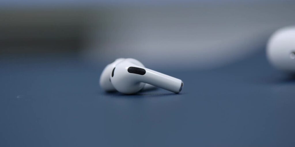 2.9 earbuds design 1080p AirPods Gen 3.mp400014
