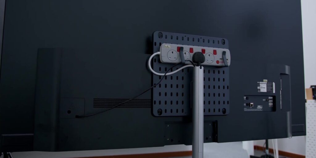 3.5 companion bracket 1080p V3 LG C1 4K TV.mp400024