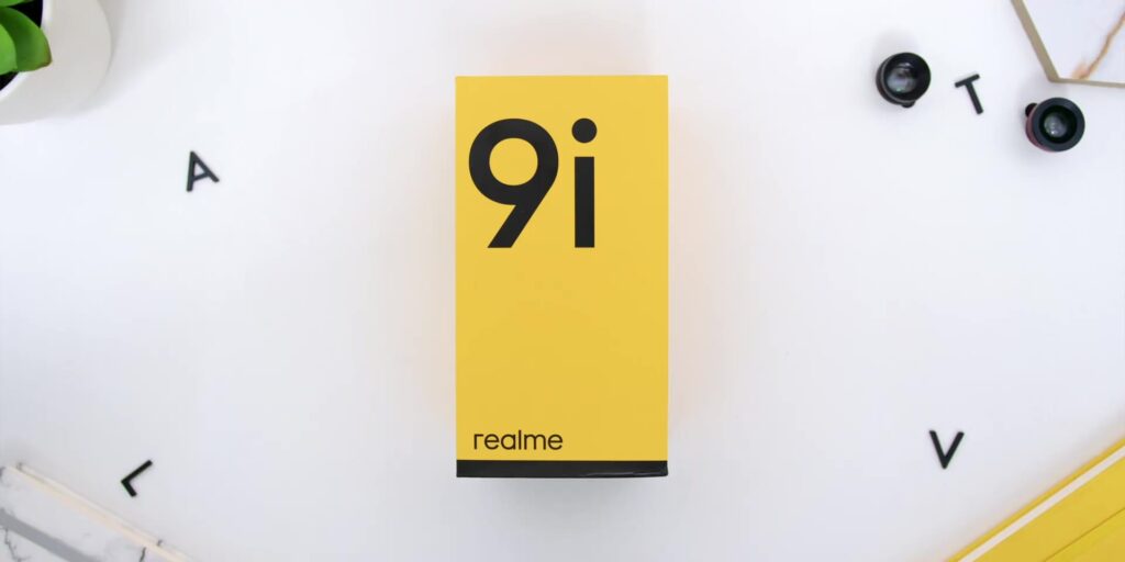 *GIVEAWAY* Realme 9i with a 6nm Chipset!??: Unboxing & First Impressions 2 1.1 box front