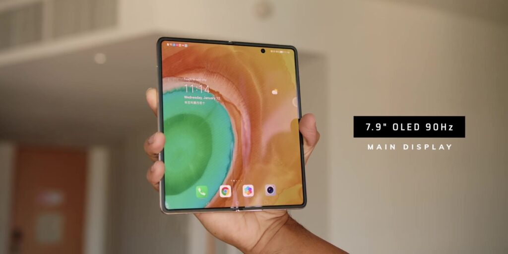 2.3 unfolded screen specs