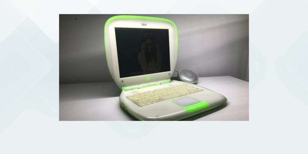 2.2 ibook G3 green