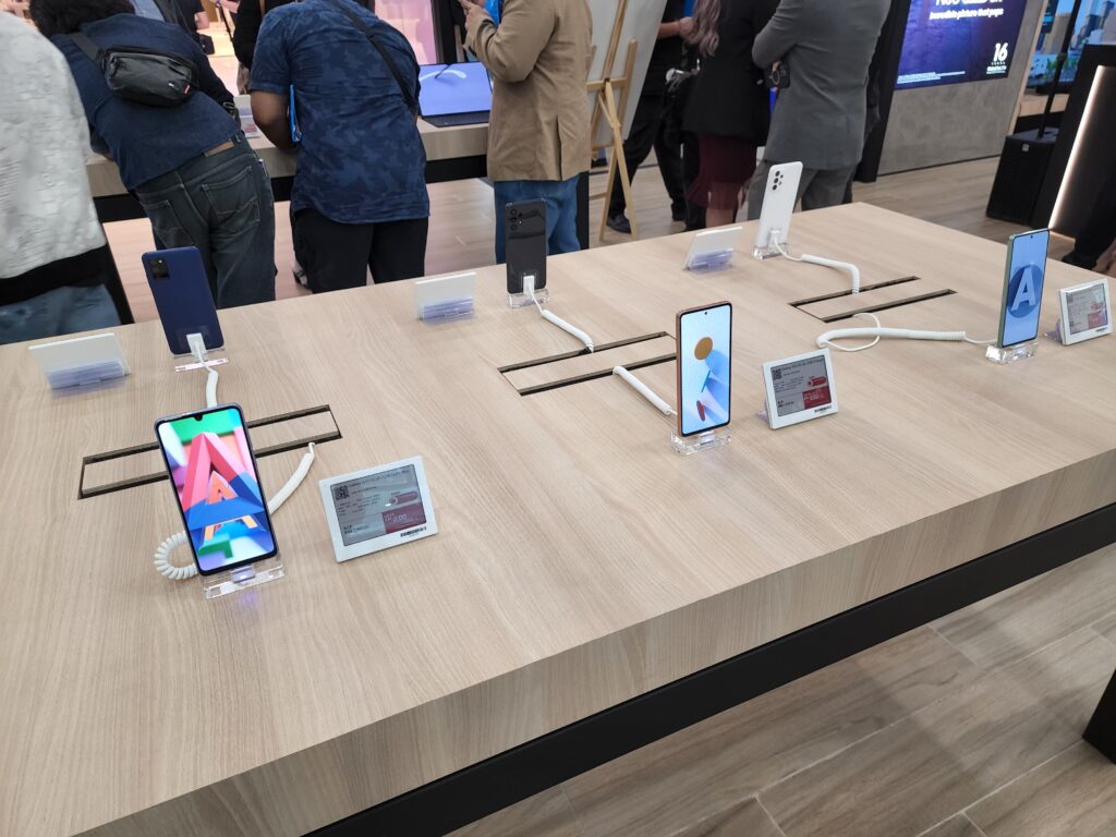 Senheng Together With Samsung, Launch Samsung's First-Ever Premium Experience Store in Southeast Asia! 6 20220616 170710