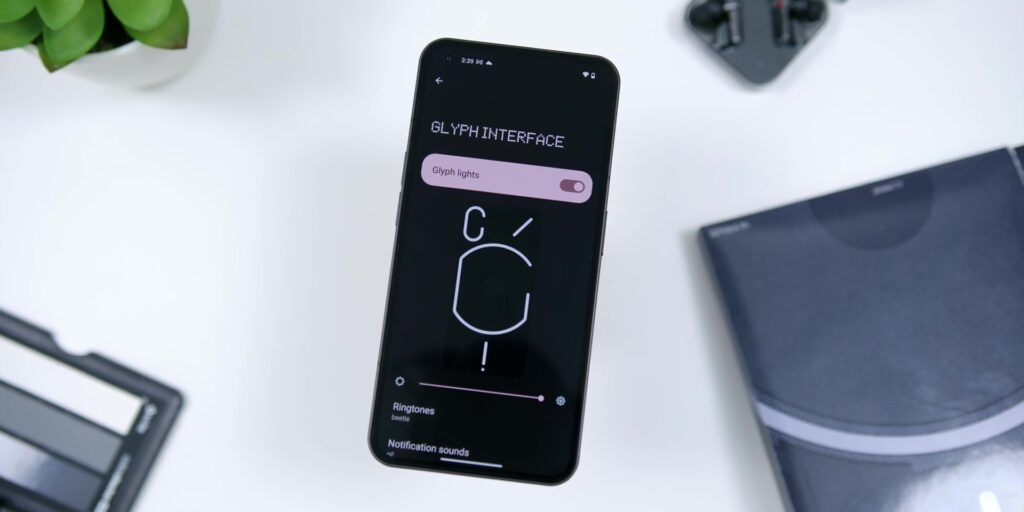 Nothing Phone 1: All or NOTHING? 11 2.5 notification glance