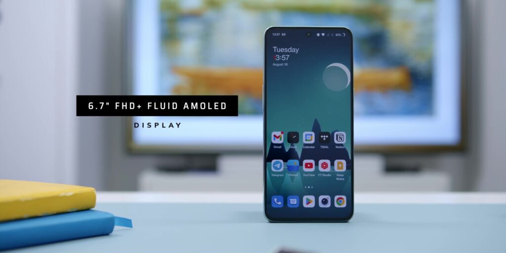 Is The OnePlus 10T BETTER?!! 🤔❗: Full Review After One Week 7 2.1 display specs