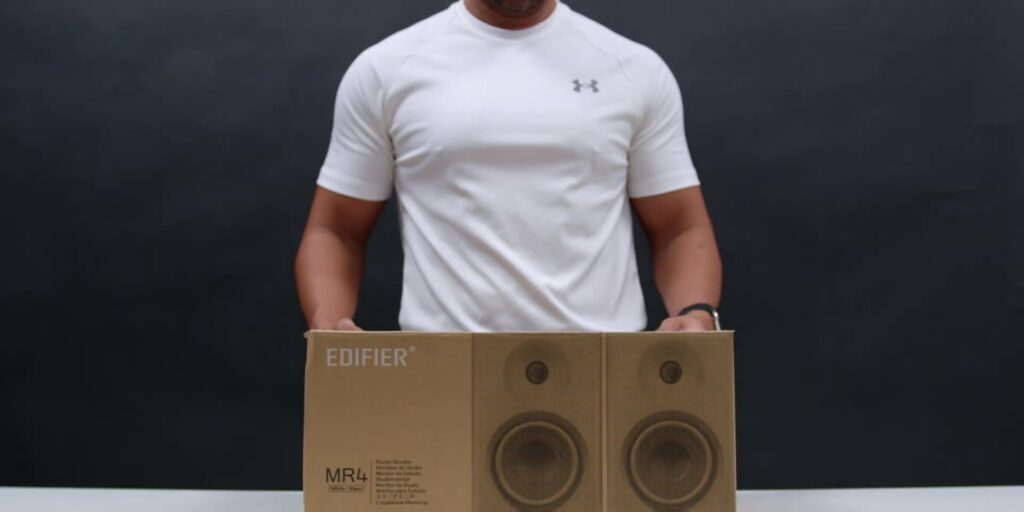 1.1 unbox front
