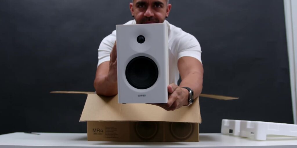 1.7 speaker itself