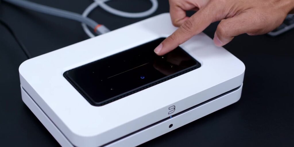 Is The Mini BIGGER Than We Think It Is? | WiiM Mini vs Bluesound NODE 11 2.7 node controls