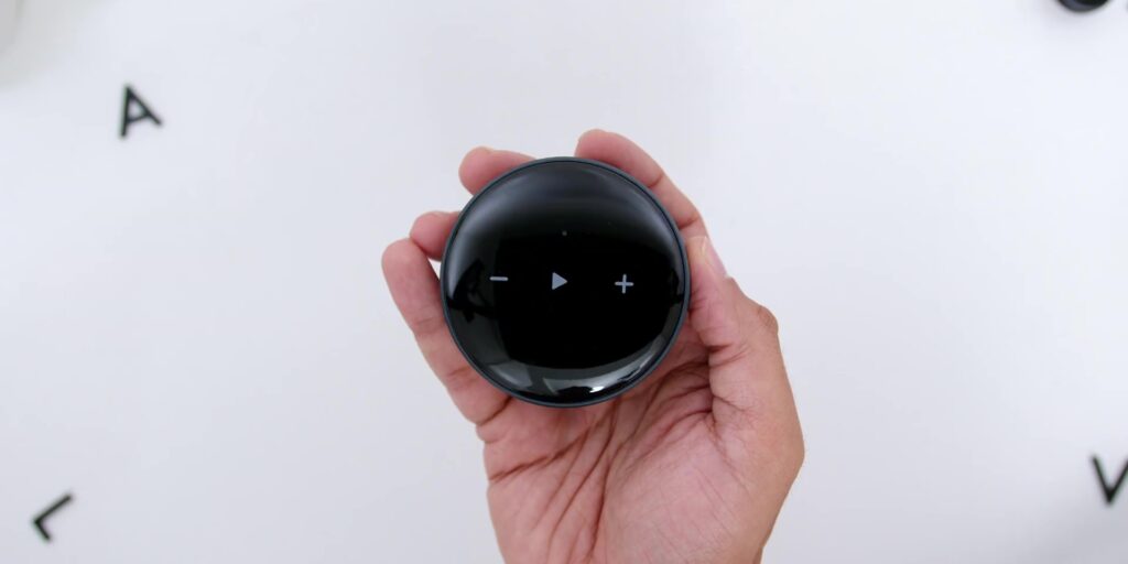 Is The Mini BIGGER Than We Think It Is? | WiiM Mini vs Bluesound NODE 5 2.1 mini design