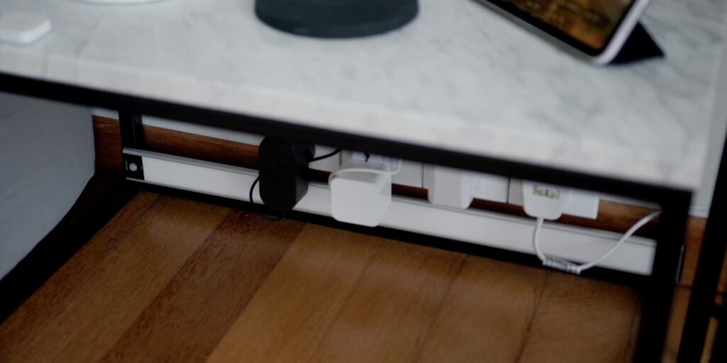 2.5 closet light at right