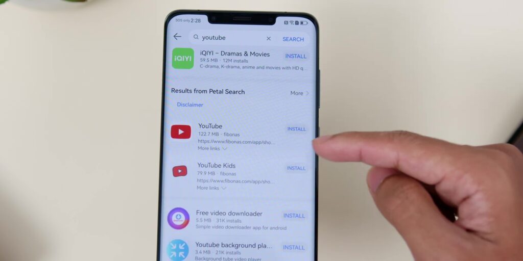HUAWEI Mate50 Pro: Tough As F*ck & Google Apps are BACK! 11 2.3 search YT app