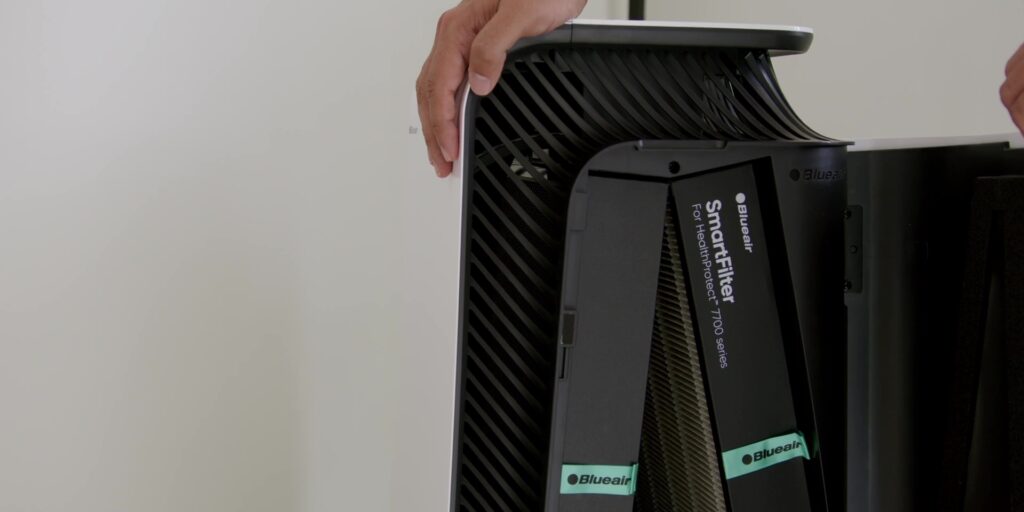 Why You Should Get The “Rolls-Royce” of Air Purifiers: Blueair HealthProtect™ 7770i | 1-Month Review 16 2.8 main filter