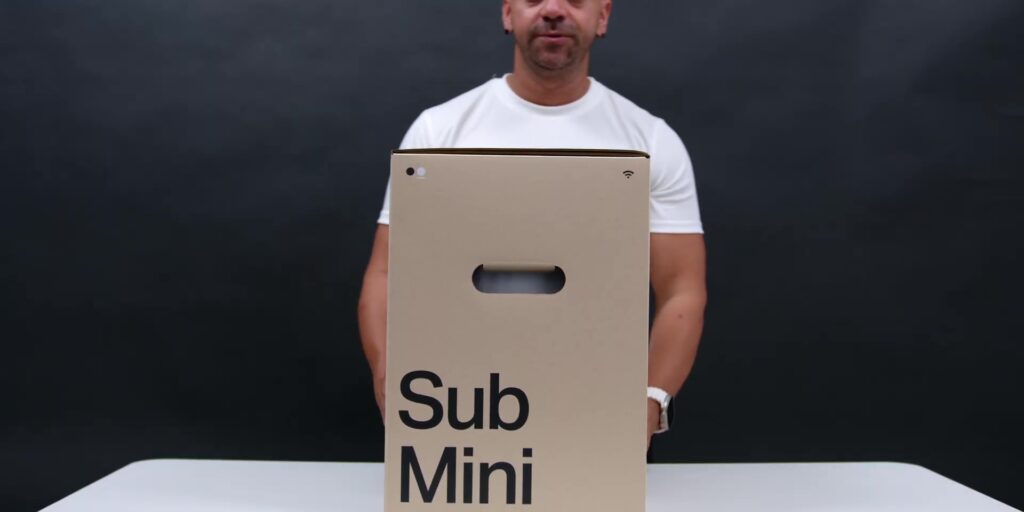 Sonos Sub Mini Review: Mini in Size, BIG in Sound! | After 1 Month 2 1.1 unboxing
