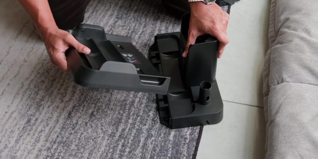 4.4 detachable dock