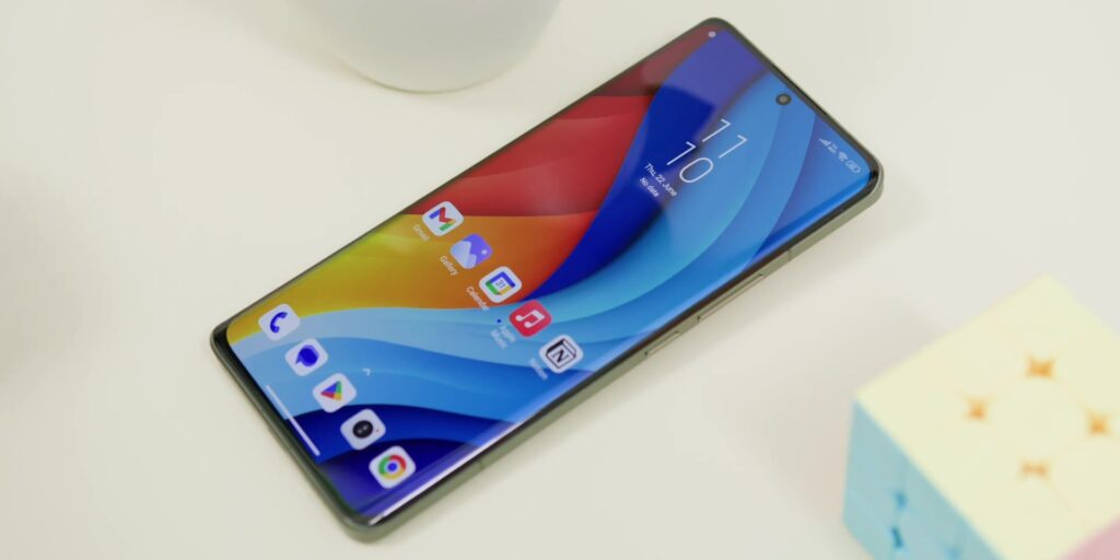 2.2 curved screen