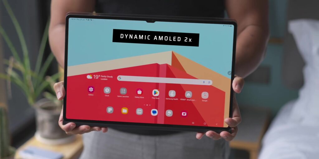 5.3 amoled screen