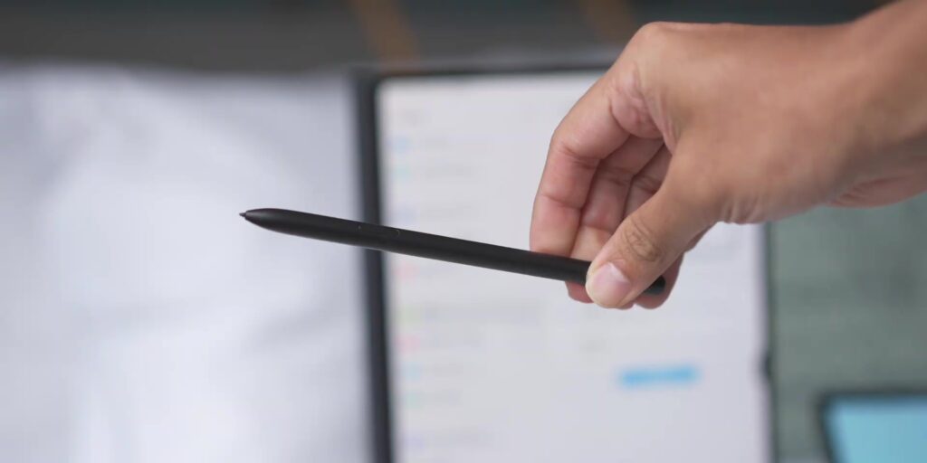 5.4 S pen