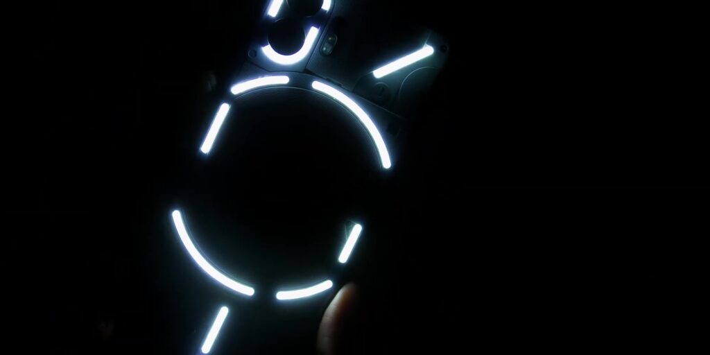 Nothing Phone (2): What's Different? 🤔 10 1.10 glyph torch