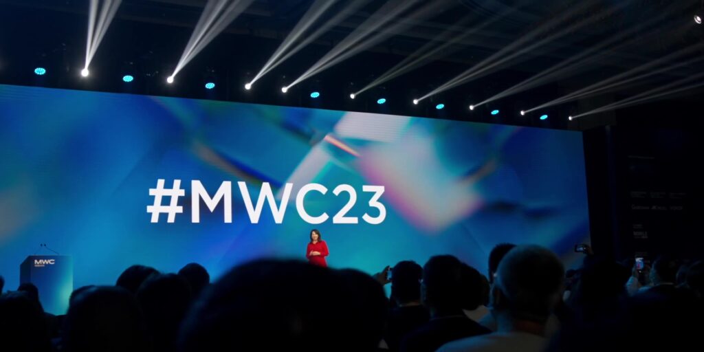 THE 5.5G Revolution & Its CRAZY Potentials! π² MWC 2023 In Shanghai π¨π³ 1 0.2 intro mwc23