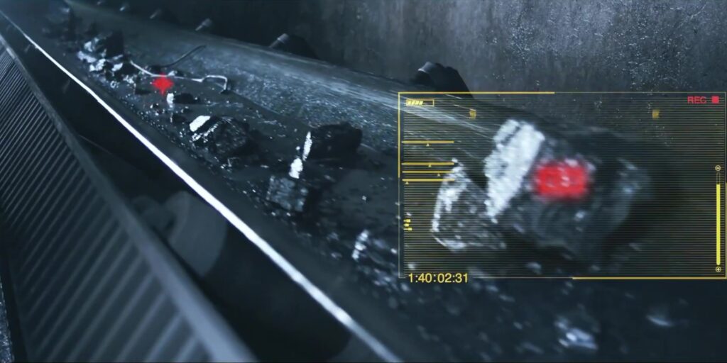 I EXPLORED AI, 900 Meters UNDERGROUND! 😱 10 1.9 monitoring