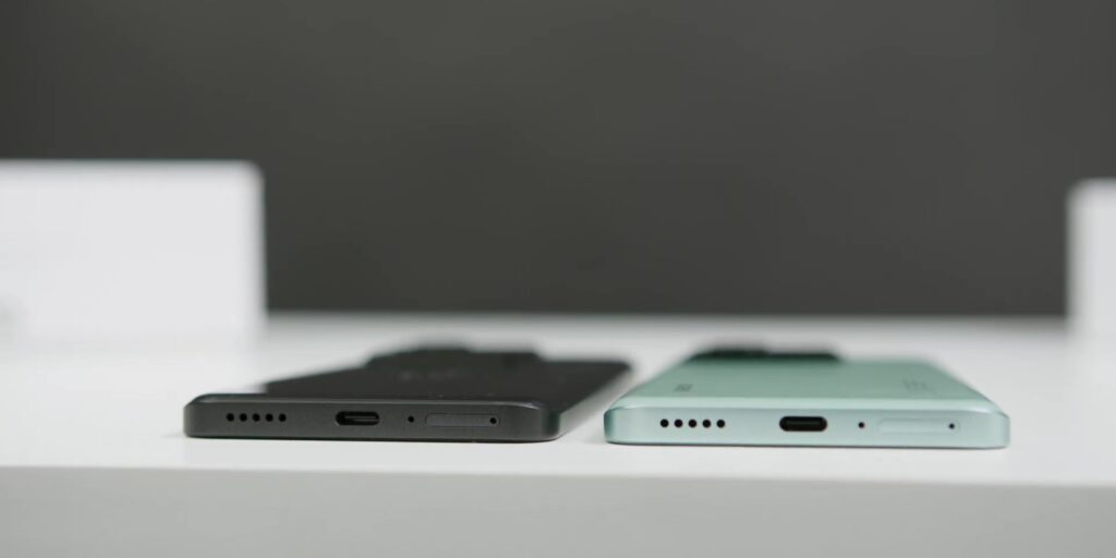 3.4 dual speakers